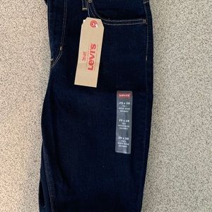 Brand new Levi jeans - never worn
